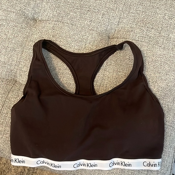 Calvin Klein race back sports bra - Picture 3 of 4
